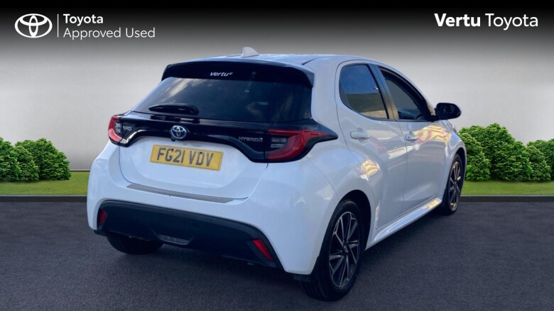 Toyota Yaris 1.5 Hybrid Design 5dr CVT Hybrid Hatchback